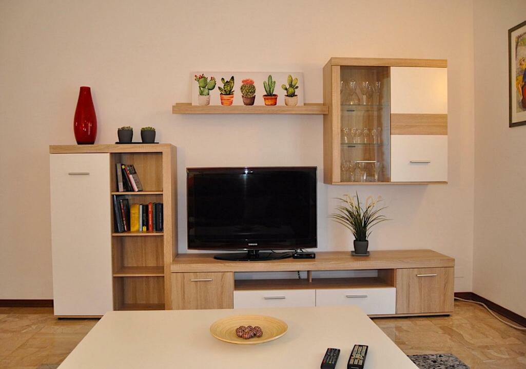 Apartament La Casa Di Sarita Pawia Zewnętrze zdjęcie